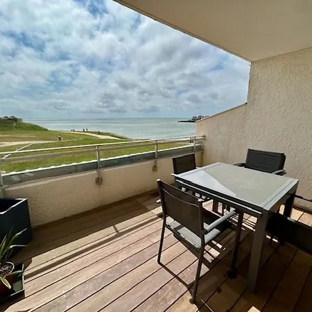Bel T3 Renove Avec Vue Sur A - Fr-1-494-213 Royan