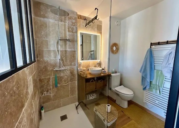 Bel T3 Renove Avec Vue Sur A - Fr-1-494-213 Royan