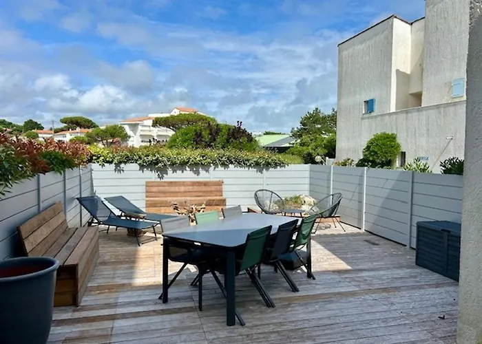 Bel T3 Renove Avec Vue Sur A - Fr-1-494-213 Appartement Royan
