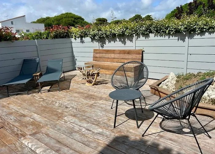 Bel T3 Renove Avec Vue Sur A - Fr-1-494-213 Royan