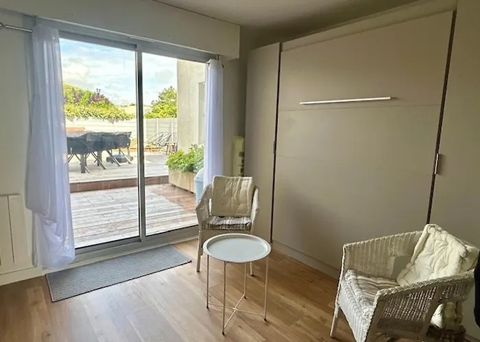 Bel T3 Renove Avec Vue Sur A - Fr-1-494-213 Apartment *